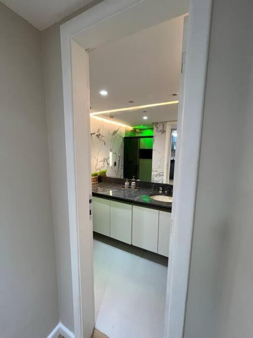 Lindo Apartamento Para Familia Ondina Apart Hotel Salvador Exterior foto